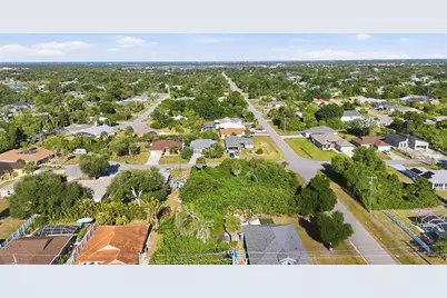 109 Sidney Court, Rotonda West, FL 33947 - Photo 4