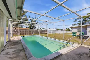 436 Sunset Dr, Englewood, FL 34223 - Photo 28