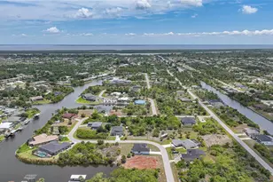 15062 Wichita Rd, Port Charlotte, FL 33981 - Photo 4