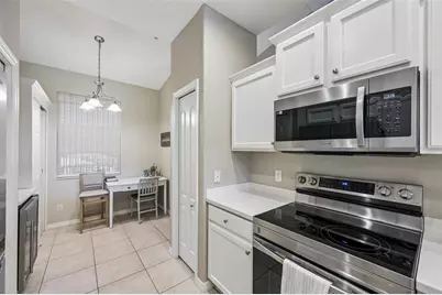 1003 Fairwaycove Lane #201, Bradenton, FL 34212 - Photo 12