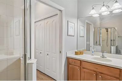 1003 Fairwaycove Lane #201, Bradenton, FL 34212 - Photo 24