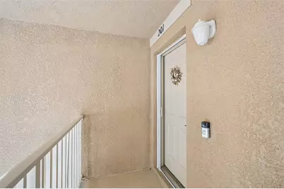 1003 Fairwaycove Lane #201, Bradenton, FL 34212 - Photo 2