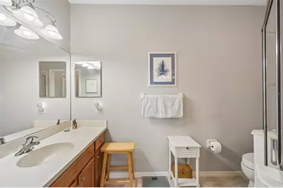 1003 Fairwaycove Lane #201, Bradenton, FL 34212 - Photo 22