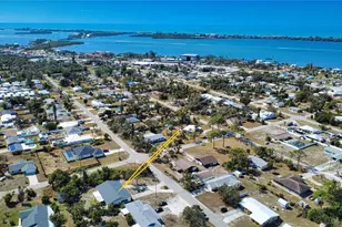 689 Michigan Ave, Englewood, FL 34223 - Photo 2