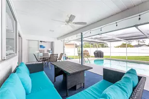 1014 Darby Dr NW, Port Charlotte, FL 33948 - Photo 32