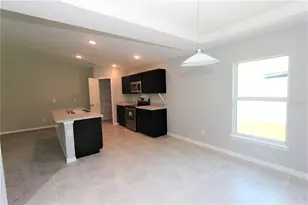 154 Australian Dr, Rotonda West, FL 33947 - Photo 8