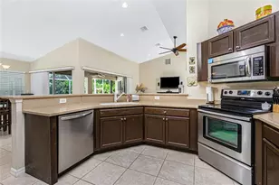 13194 Eleanor Ave, Port Charlotte, FL 33953 - Photo 12