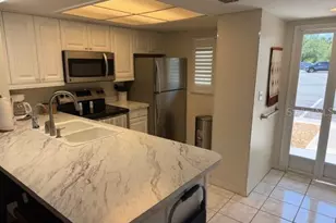 12538 SW Kingsway Cir, Lake Suzy, FL 34269 - Photo 4
