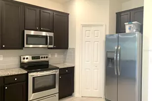 289 Antis Dr, Rotonda West, FL 33947 - Photo 6