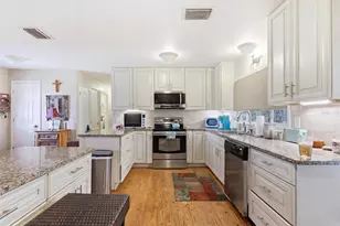 1000 Morningside Dr, Englewood, FL 34223 - Photo 12