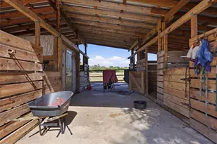 1000 Morningside Dr, Englewood, FL 34223 - Photo 24
