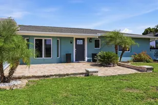 11 Oakland Hills Ct, Rotonda West, FL 33947 - Photo 6