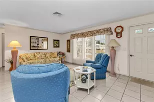 546 Circlewood Dr, Venice, FL 34293 - Photo 6