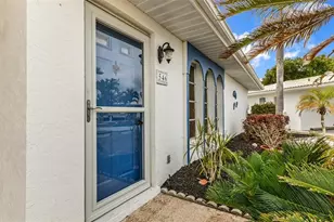 546 Circlewood Dr, Venice, FL 34293 - Photo 4