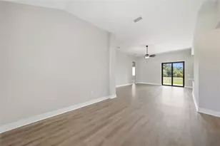 5104 Munhall St, Port Charlotte, FL 33981 - Photo 10