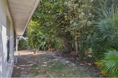 8373 Pondview Lane, Englewood, FL 34224 - Photo 44