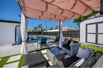 1050 Olympia Road, Venice, FL 34293 - Photo 8