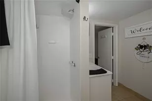 1050 Olympia Rd, Venice, FL 34293 - Photo 34