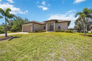 18042 Petoskey Cir, Port Charlotte, FL 33948 - Photo 2