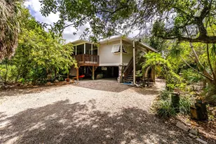 700 Yale St, Englewood, FL 34223 - Photo 4