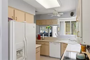 3016 Sail Pointe Cir, Venice, FL 34293 - Photo 28