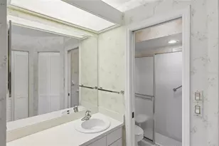3016 Sail Pointe Cir, Venice, FL 34293 - Photo 32