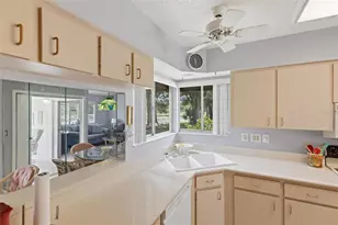 3016 Sail Pointe Cir, Venice, FL 34293 - Photo 22