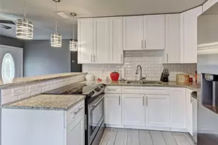 2178 Park Rd, Venice, FL 34293 - Photo 6