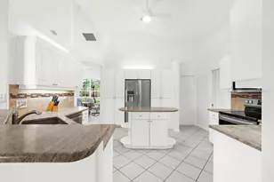 10490 Sunbury Dr, Port Charlotte, FL 33981 - Photo 8