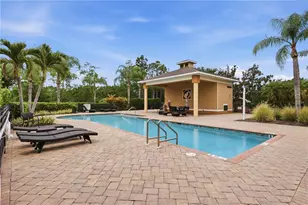 8423 Karpeal Dr, Sarasota, FL 34238 - Photo 4