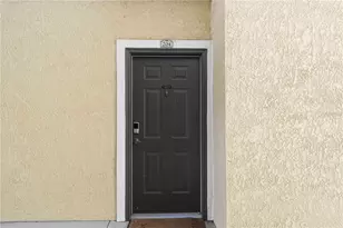 10201 Courtney Palms Blvd, Tampa, FL 33619 - Photo 2