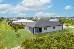 384 Baytree Dr, Rotonda West, FL 33947 - Photo 54