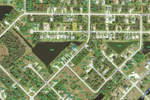 128 Kings Dr, Rotonda West, FL 33947 - Photo 1