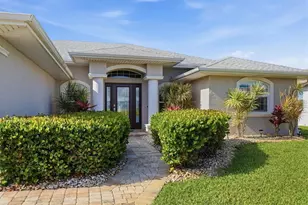 15738 Applewhite Cir, Port Charlotte, FL 33981 - Photo 2