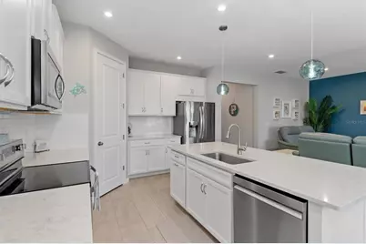 20389 Minuet Place, Venice, FL 34293 - Photo 14