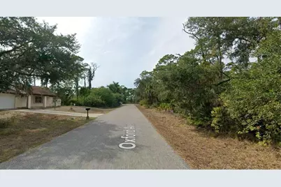 18334 Oxford Avenue, Port Charlotte, FL 33948 - Photo 6