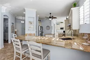 11045 Barnsley Dr, Venice, FL 34293 - Photo 12