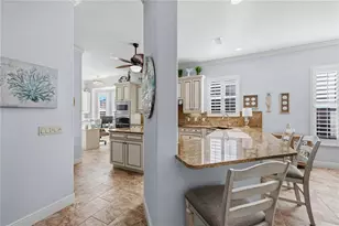 11045 Barnsley Dr, Venice, FL 34293 - Photo 10