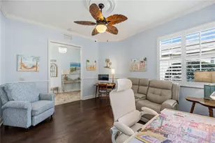 11045 Barnsley Dr, Venice, FL 34293 - Photo 8