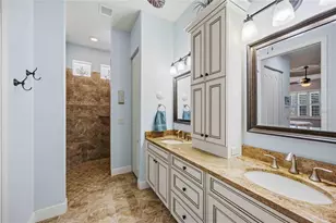 11045 Barnsley Dr, Venice, FL 34293 - Photo 44