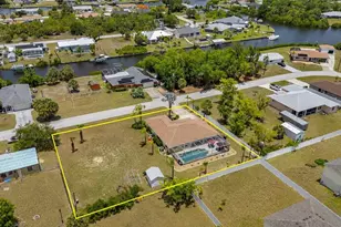18075 Petoskey Cir, Port Charlotte, FL 33948 - Photo 2