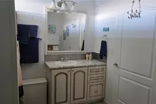 1366 Mallard Dr, Englewood, FL 34224 - Photo 6
