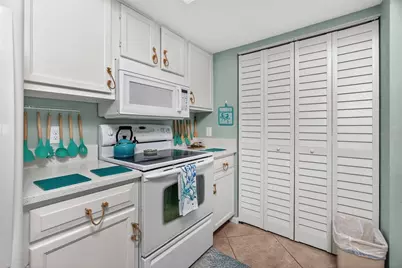 25188 Marion Avenue #F207, Punta Gorda, FL 33950 - Photo 8