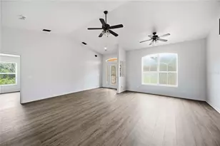 2576 Trianna St, North Port, FL 34291 - Photo 6