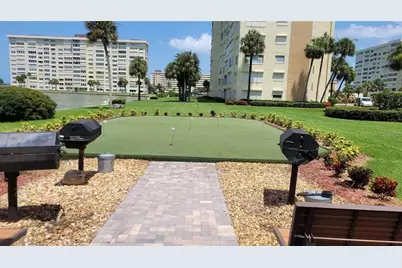 4750 Cove Circle #706, Saint Petersburg, FL 33708 - Photo 22