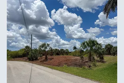 14235 Fruitport Circle, Port Charlotte, FL 33981 - Photo 10