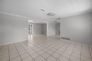 2480 Manasota Beach Rd, Englewood, FL 34223 - Photo 6