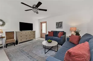 700 W Venice Ave, Venice, FL 34285 - Photo 8