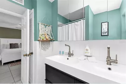 700 W Venice Avenue #206, Venice, FL 34285 - Photo 24