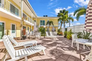 700 W Venice Ave, Venice, FL 34285 - Photo 2